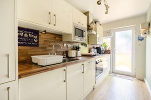 Kitchen to Garden- click for photo gallery